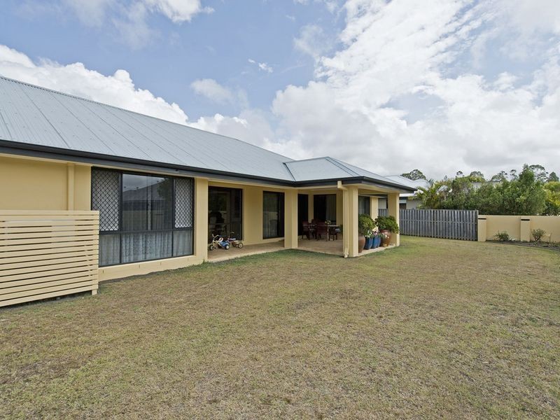 7 Slipstream Road, Coomera Waters QLD 4209