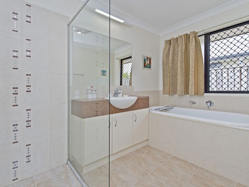 7 Slipstream Road, Coomera Waters QLD 4209