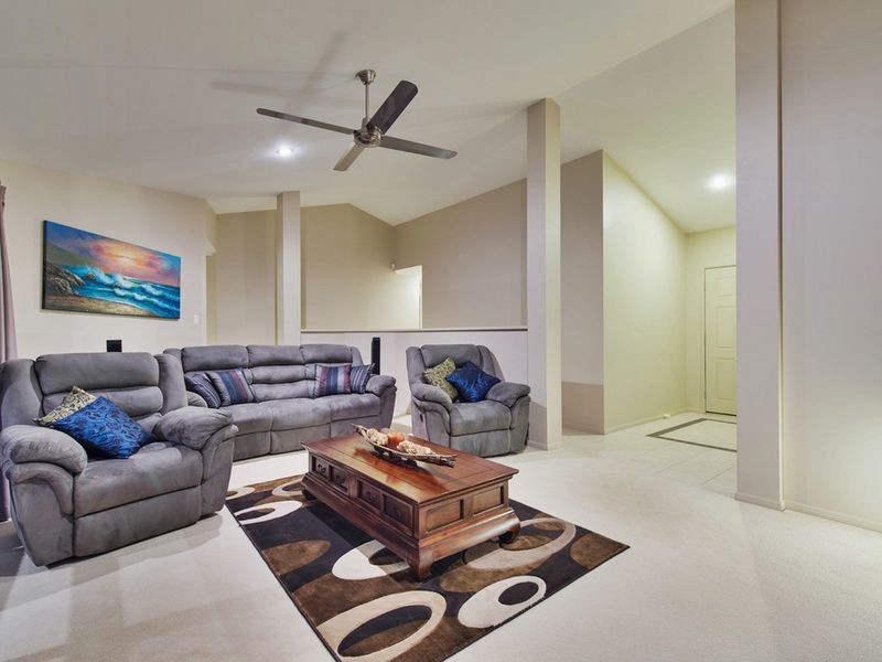 4 Dine Court, Upper Coomera QLD 4209