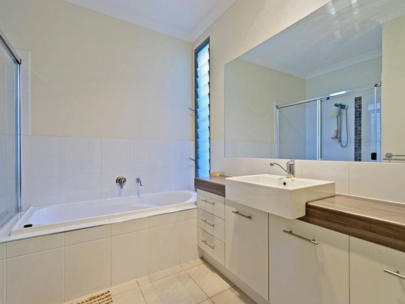 6 Orlando Drive, Coomera QLD 4209