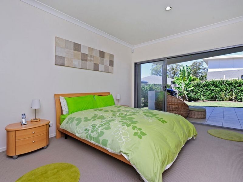 6 Orlando Drive, Coomera QLD 4209