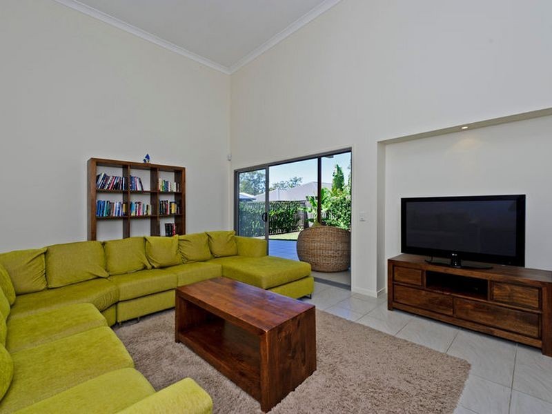 6 Orlando Drive, Coomera QLD 4209