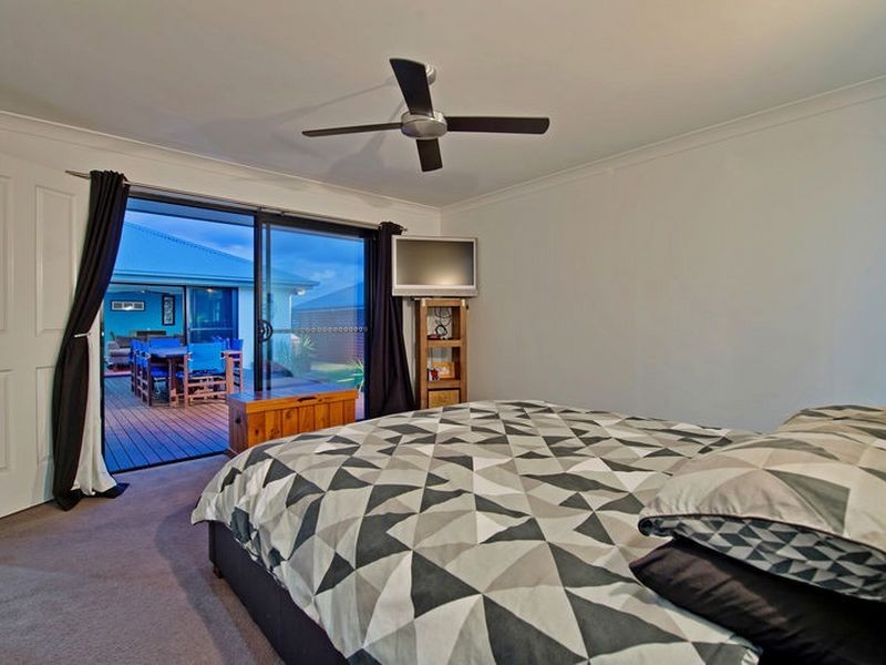 10 Infinity Court, Coomera Waters QLD 4209