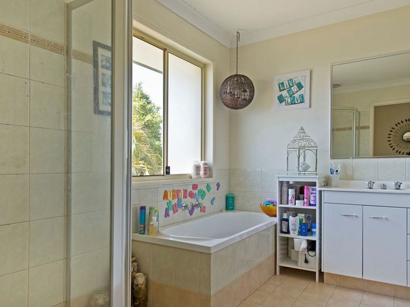 48 Bushgum Crescent, Upper Coomera QLD 4209