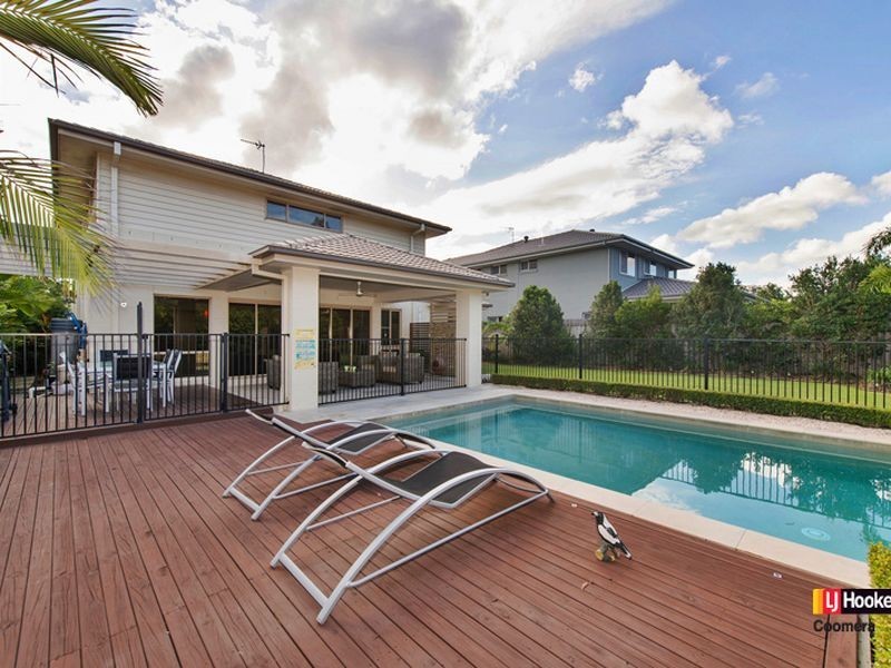 12 Bishopwood Court, Upper Coomera QLD 4209