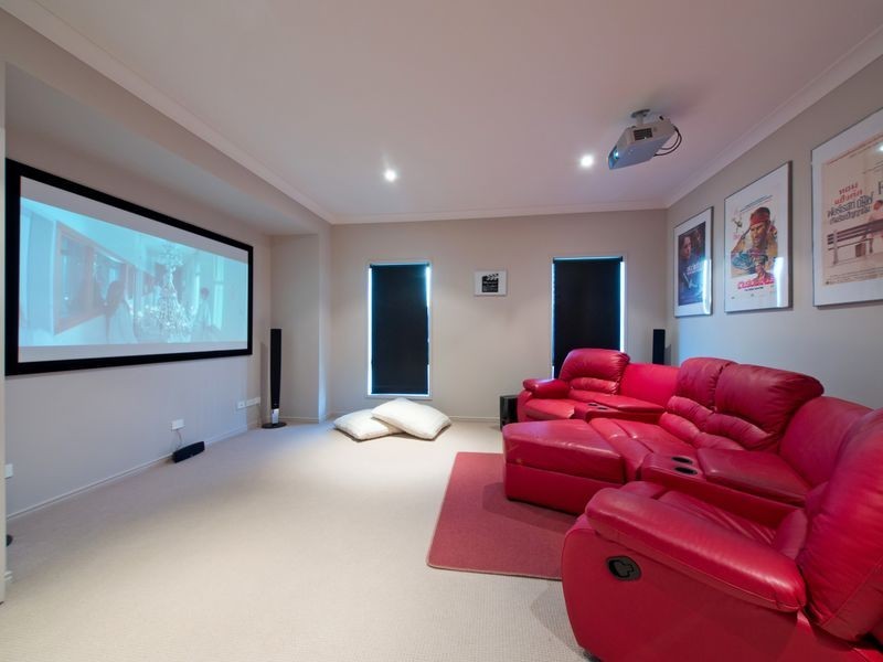 16 Abercrombie Crescent, Upper Coomera QLD 4209