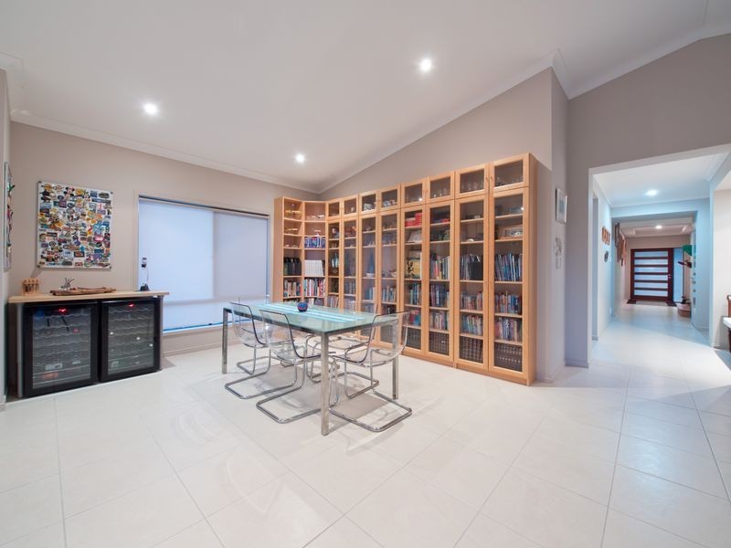 16 Abercrombie Crescent, Upper Coomera QLD 4209