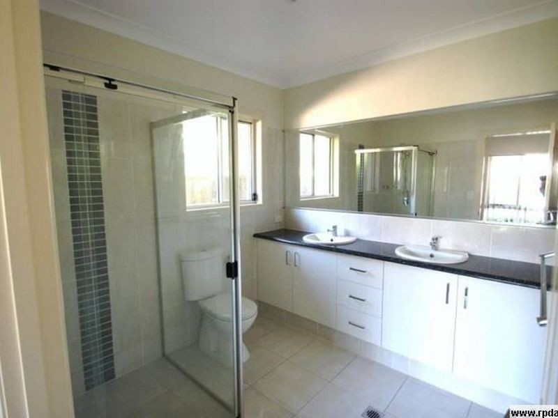 10 Cessna Street, Upper Coomera QLD 4209