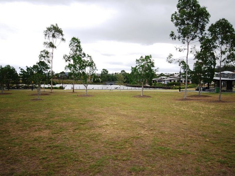 14 Wimmera Crescent, Upper Coomera QLD 4209