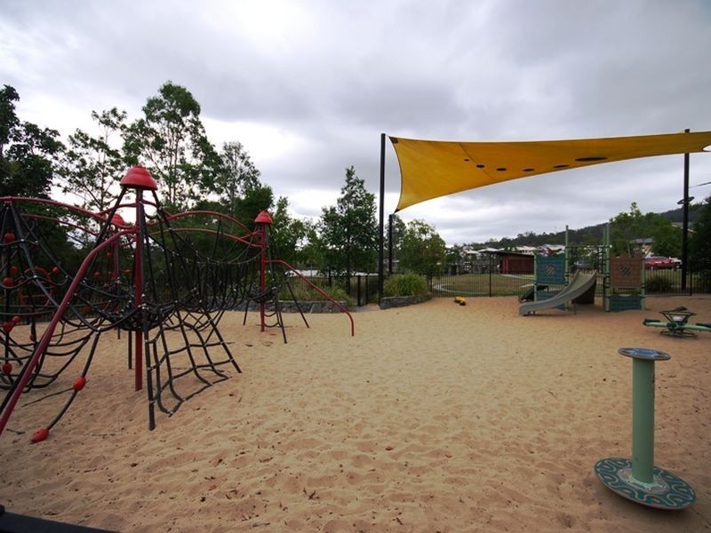 14 Wimmera Crescent, Upper Coomera QLD 4209