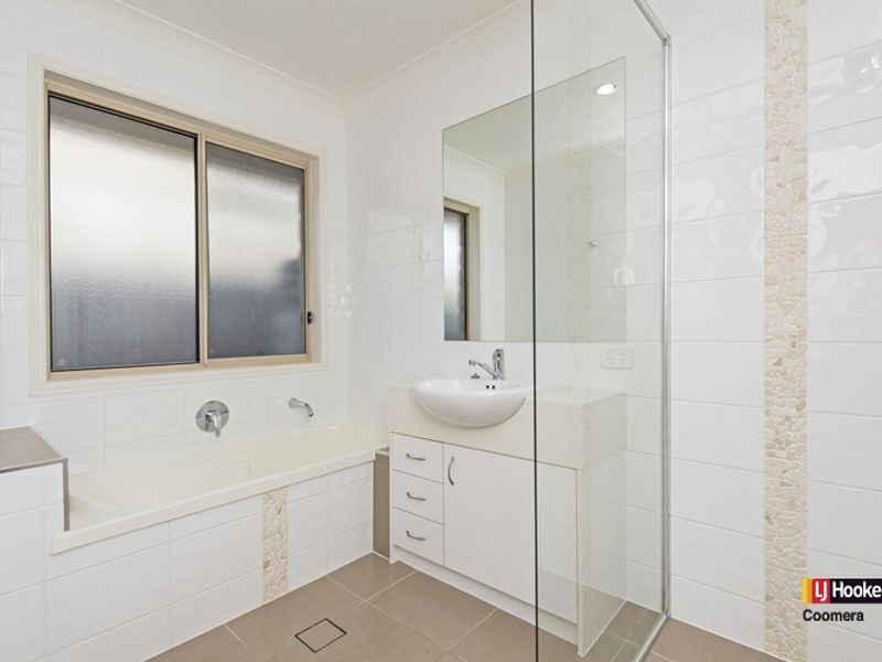 2 Hart Street, Upper Coomera QLD 4209