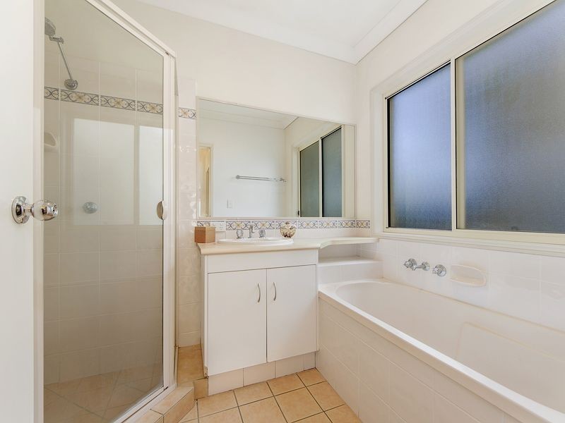 120 Billinghurst Crescent, Upper Coomera QLD 4209