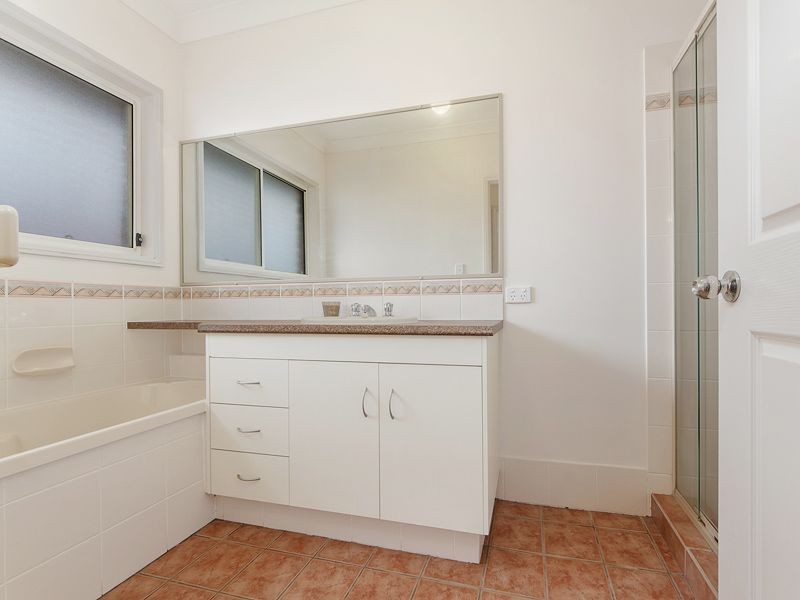 124 Billinghurst Crescent, Upper Coomera QLD 4209