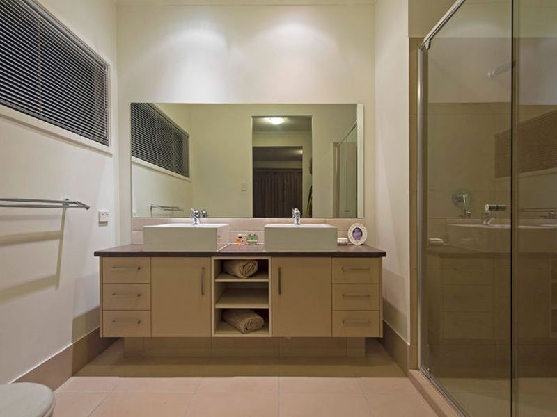 13 Rainlily Crescent, Upper Coomera QLD 4209