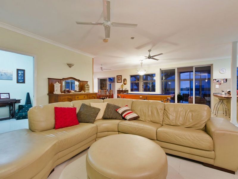 36 Esplanade, Jacobs Well QLD 4208