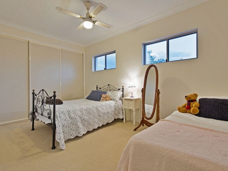 36 Esplanade, Jacobs Well QLD 4208