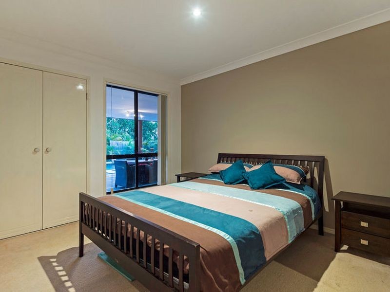 35 Maui Crescent, Oxenford QLD 4210