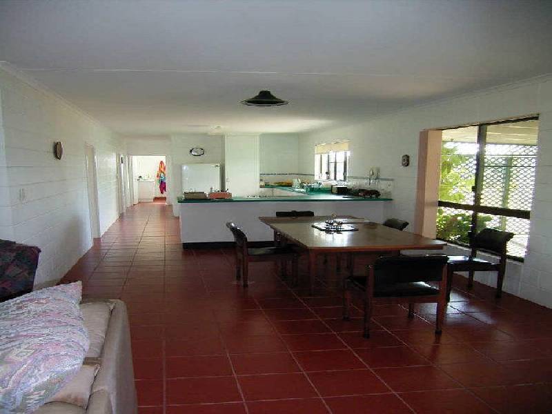 157 Hughes Rd, Abbotsford QLD 4670