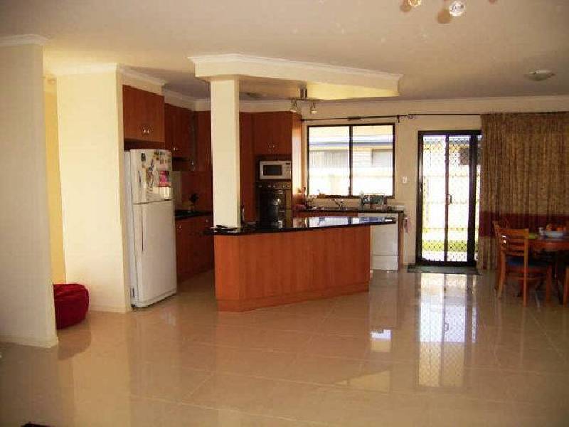 11 Jacaranda, Abbotsford QLD 4670