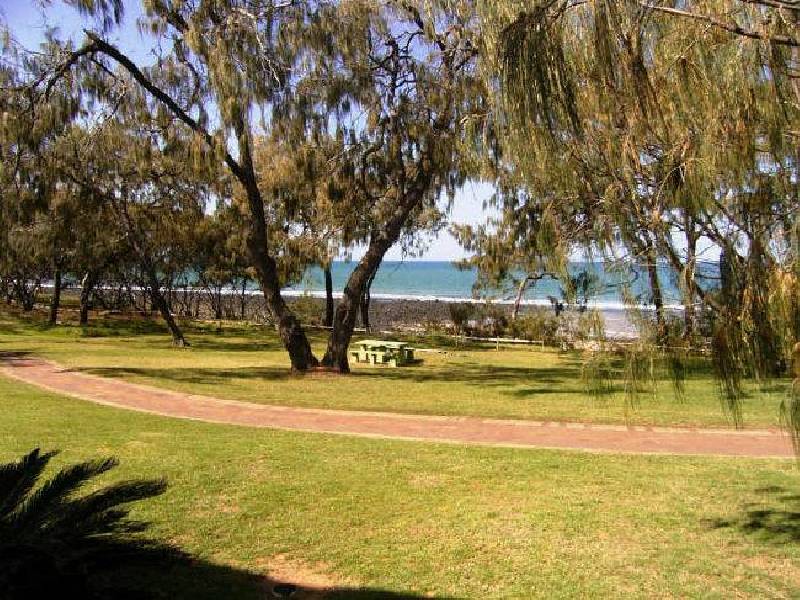 34/1 Pebble Beach Dr, Abbotsford QLD 4670