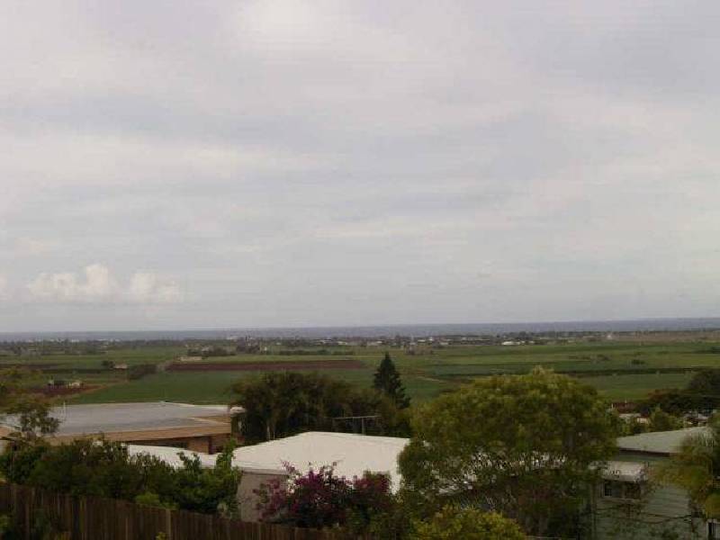 6 Heathwood Crescent, Qunaba QLD 4670