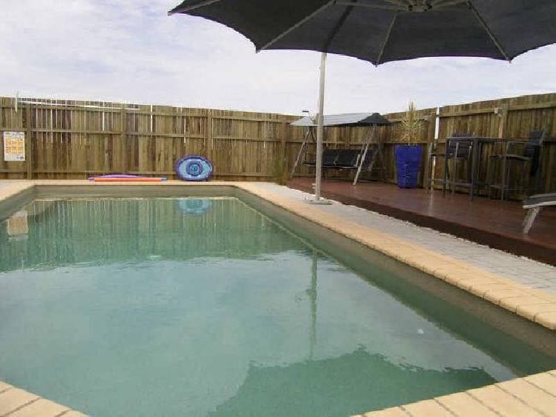 4 Amber Close, Bargara QLD 4670