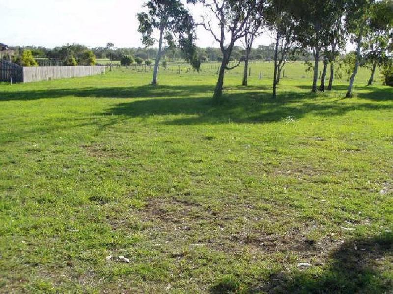 3 Raewood Close, Abbotsford QLD 4670