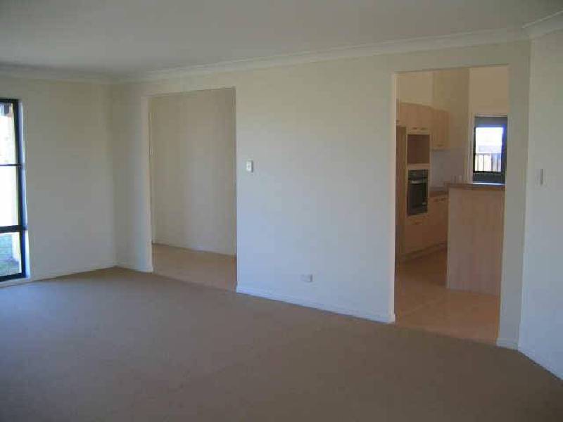 8 breeze drive, Bargara QLD 4670