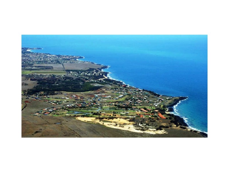 5 tuckeroo close, Coral Cove QLD 4670