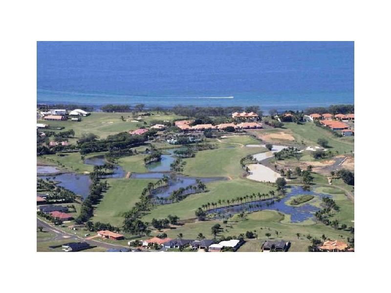 5 tuckeroo close, Coral Cove QLD 4670