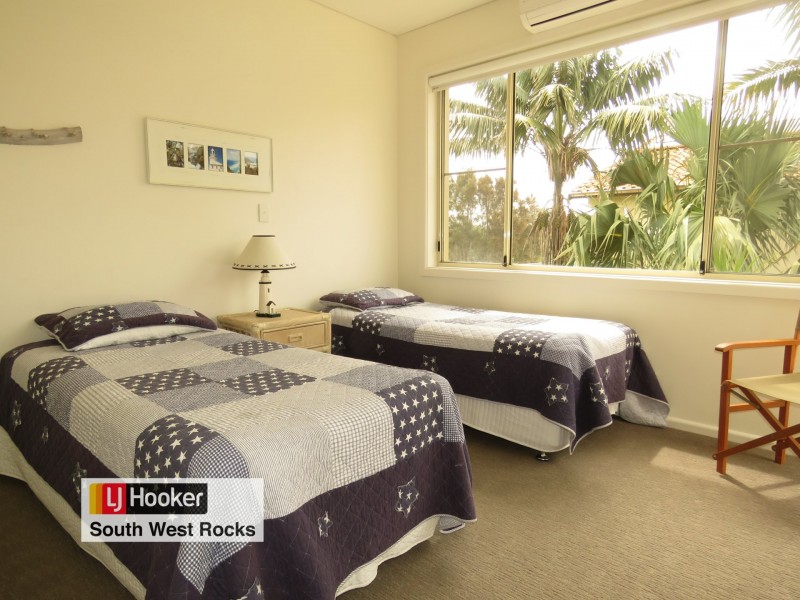 4/14 Paragon Avenue, South West Rocks NSW 2431