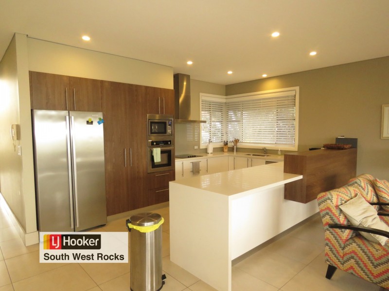 4/14 Paragon Avenue, South West Rocks NSW 2431