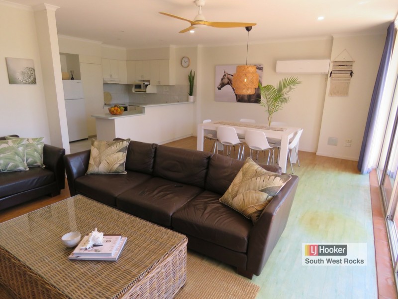 7/3-5 Livingstone Street, South West Rocks NSW 2431