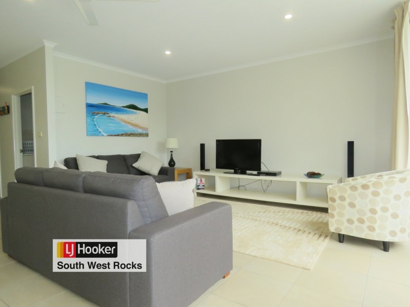 8/3-5 Livingstone Street, South West Rocks NSW 2431