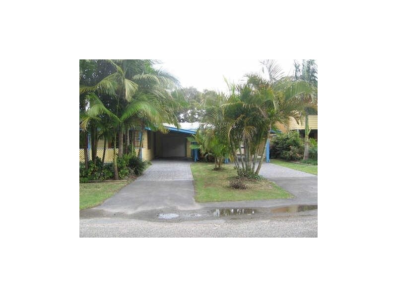 42 Hutchinson Street, Hat Head NSW 2440