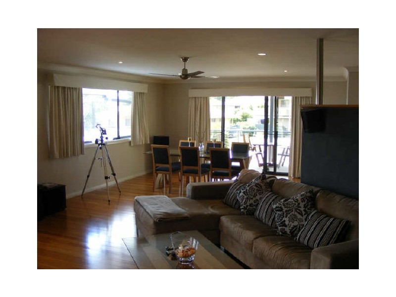 8 Goorie Place, South West Rocks NSW 2431