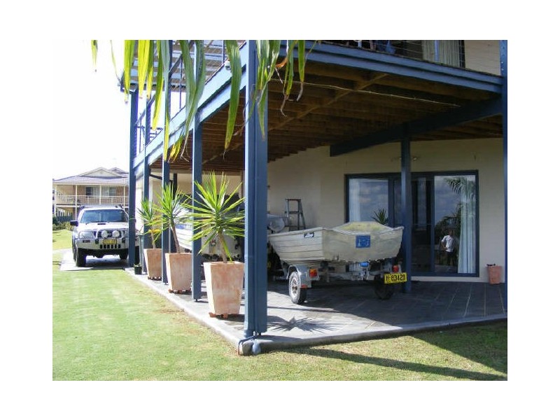 8 Goorie Place, South West Rocks NSW 2431