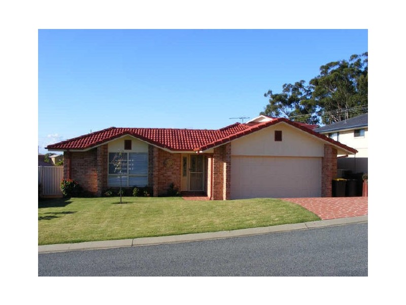 2 Robinson Place, South West Rocks NSW 2431