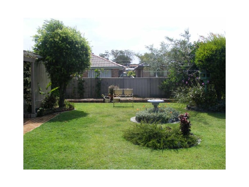 32 Athol Elliott Place, South West Rocks NSW 2431