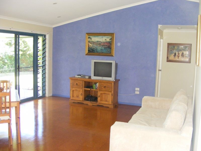 16 Athol Elliott Place, South West Rocks NSW 2431