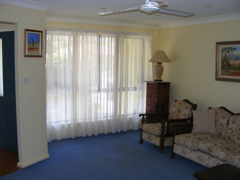 16 Athol Elliott Place, South West Rocks NSW 2431