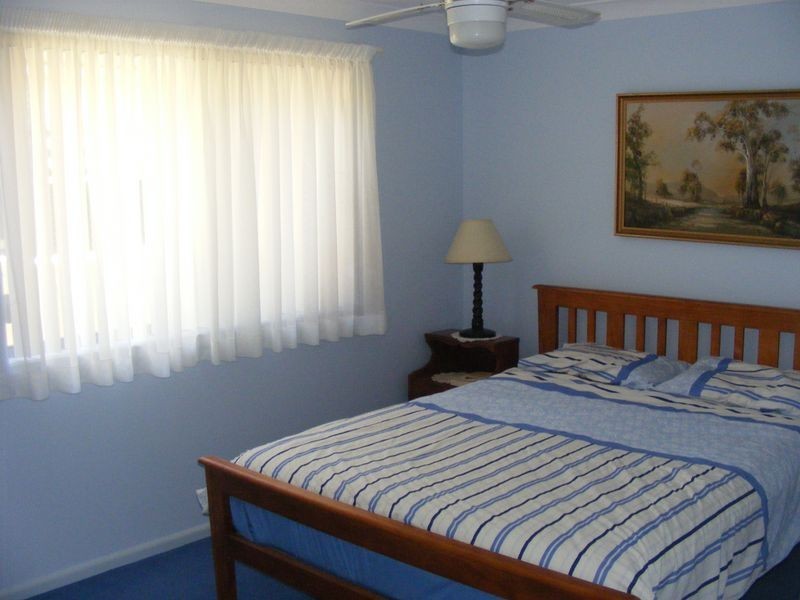 16 Athol Elliott Place, South West Rocks NSW 2431