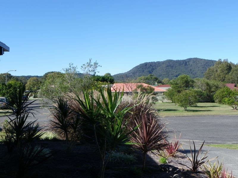 1/8 Albert Harrower Cr, South West Rocks NSW 2431