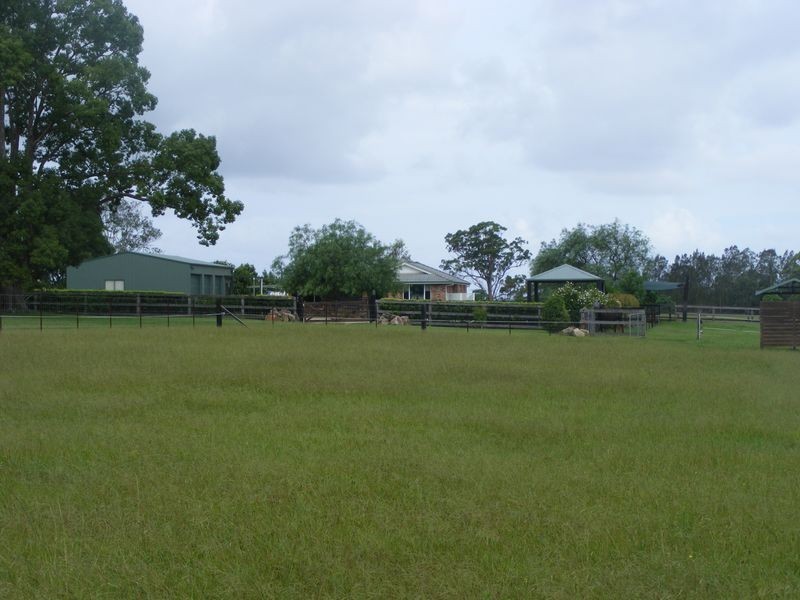 236 South West Rocks Road, Pola Creek NSW 2440