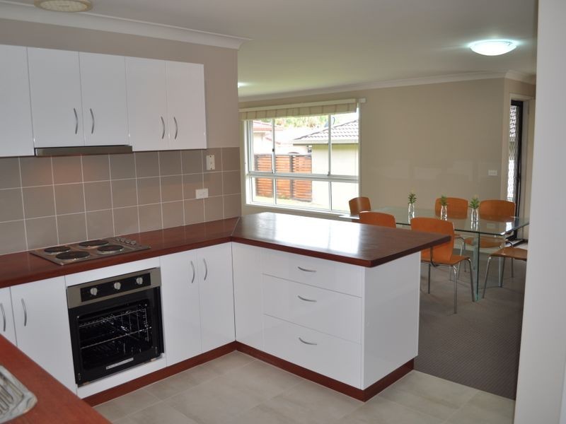 2/8 Albert Harrower Cr, South West Rocks NSW 2431