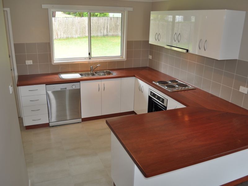 2/8 Albert Harrower Cr, South West Rocks NSW 2431