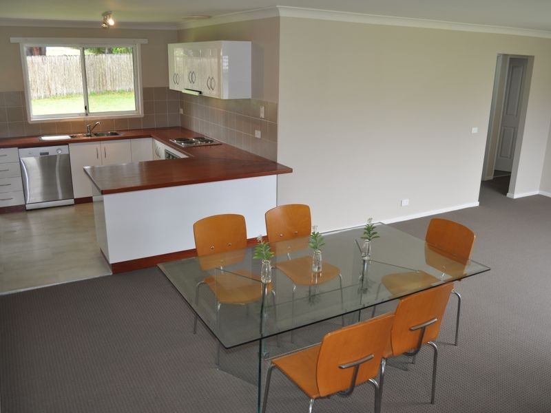 2/8 Albert Harrower Cr, South West Rocks NSW 2431