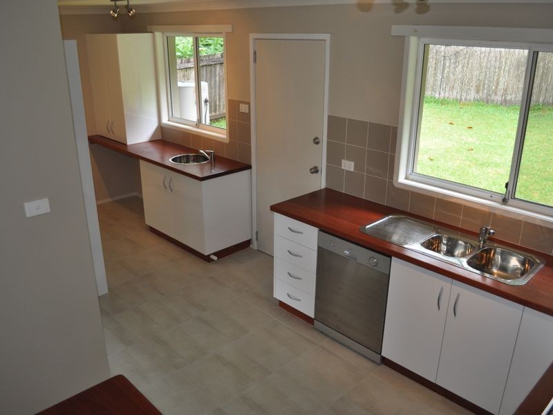 2/8 Albert Harrower Cr, South West Rocks NSW 2431