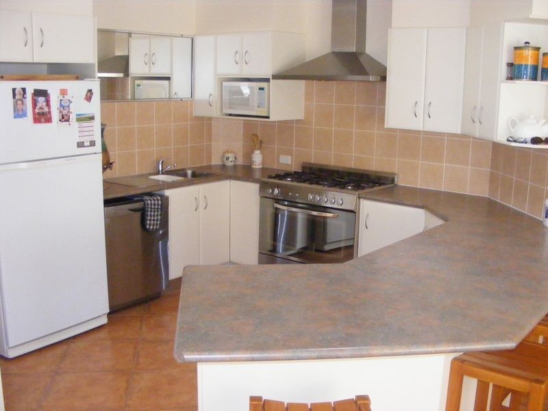 28 Currawong Cr, South West Rocks NSW 2431