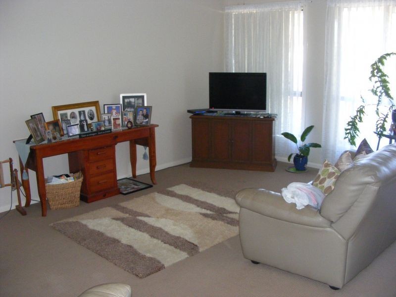 24 Steve Eagleton Dr, South West Rocks NSW 2431